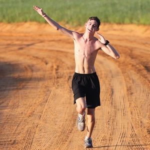 Meet your Posher, Sam